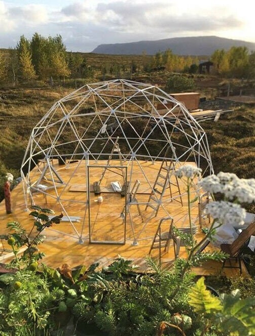Geodesic Clear Domes 10 ft in Diameter by Domespaces CDS2300